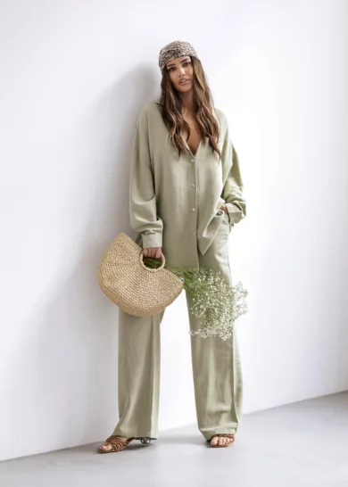 KOMPLET LNIANY Z KOSZULĄ COMFY