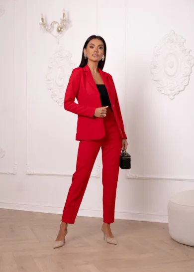 Dwuczęściowy elegancki garnitur czerwony