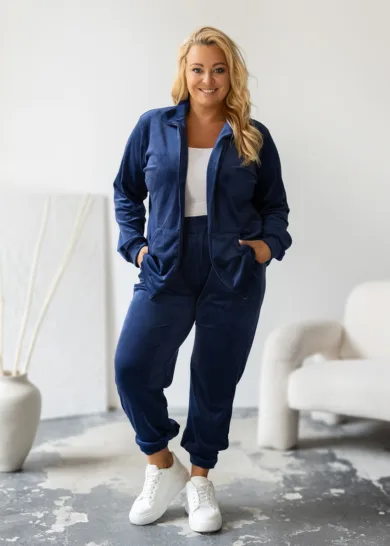 Dres welurowy na suwak Soft PLUS SIZE