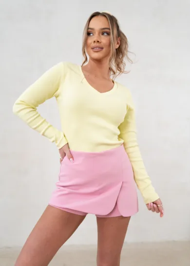 Bluzka basic w prążek V-neck