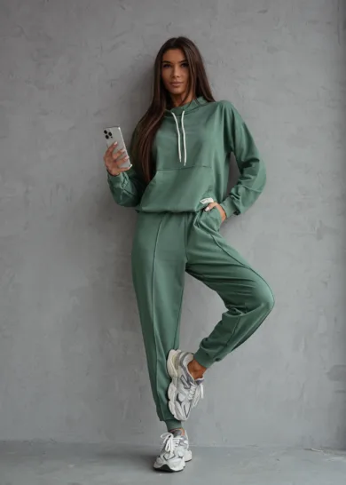 Komplet bawełniany z naszywką STYLE